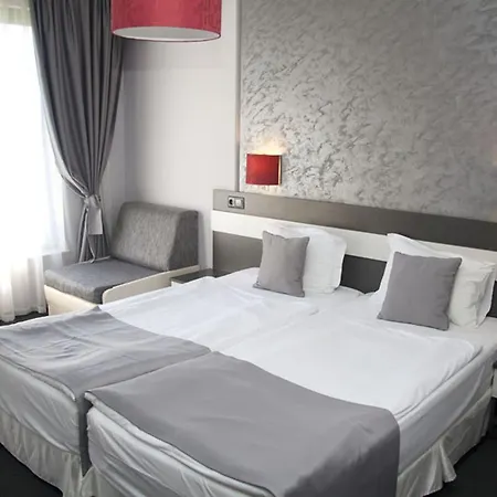 Gran Via 3* Бургас